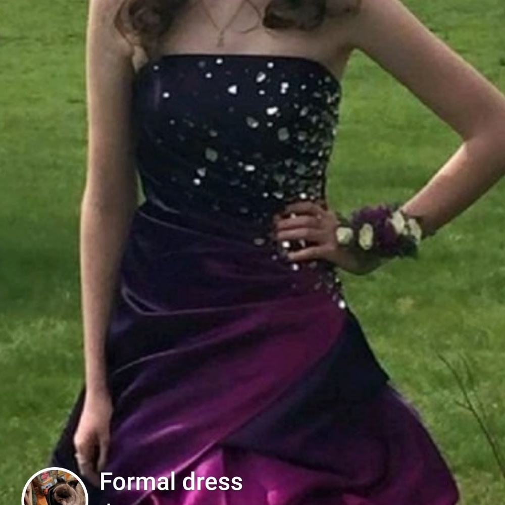 Prom dress - Picture 5 of 5